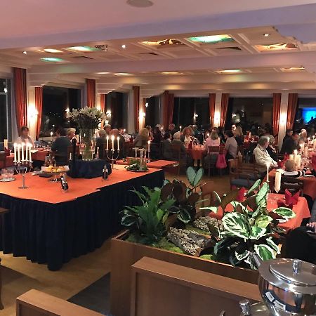 Hotel Rheinterrasse Benrath Dusseldorf Ngoại thất bức ảnh