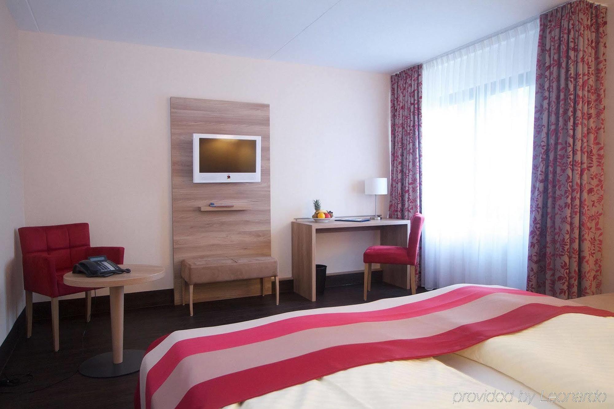 Hotel Rheinterrasse Benrath Dusseldorf Ngoại thất bức ảnh